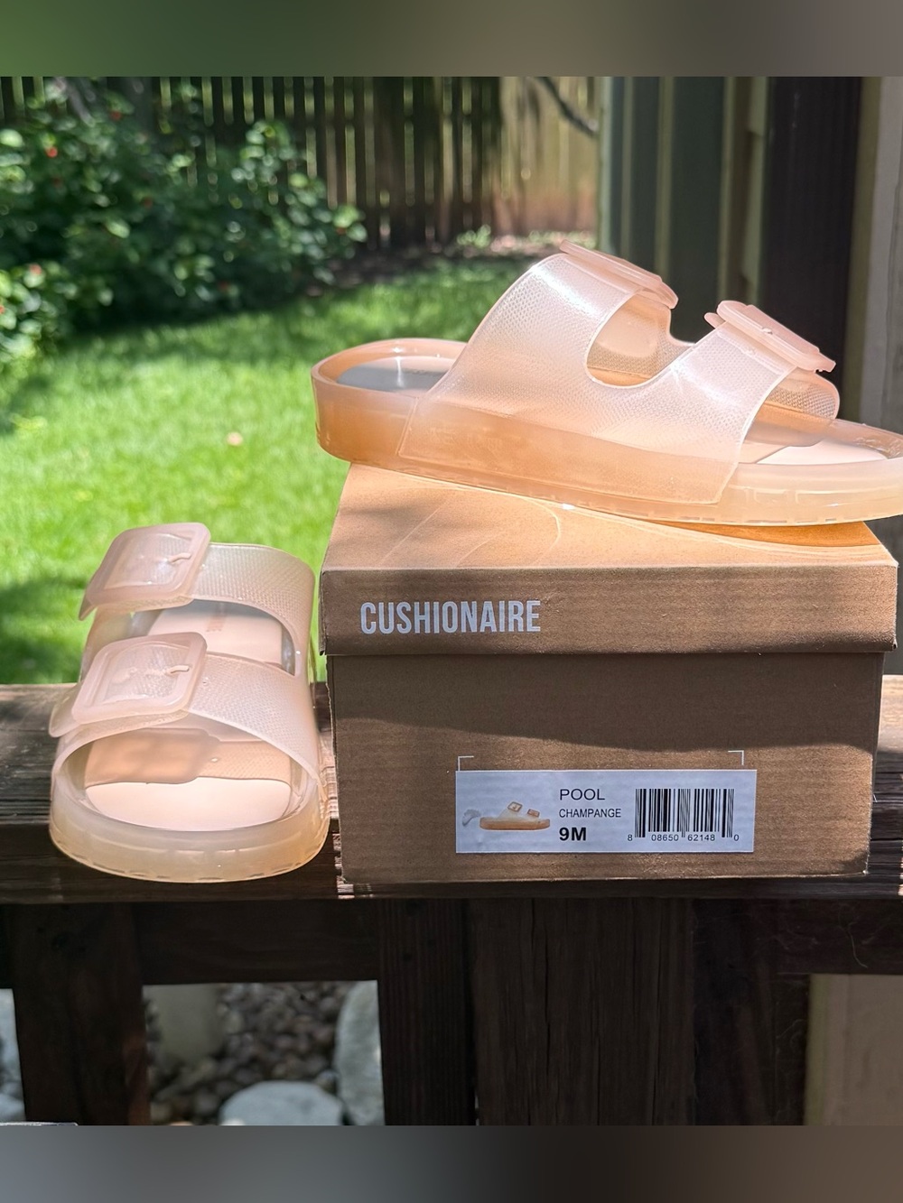 Cushionaire Pool Slide Sandals in Champagne - Women’s 9